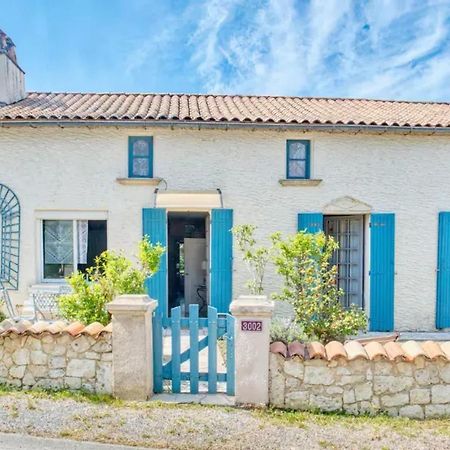 Villa Charmante A Bosset Avec Piscine Partagee Exterior foto